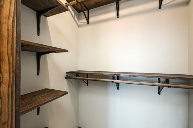 431 S Bernier Avenue, Springfield, MO 65802