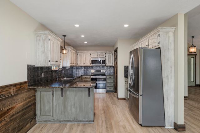 431 S Bernier Avenue, Springfield, MO 65802