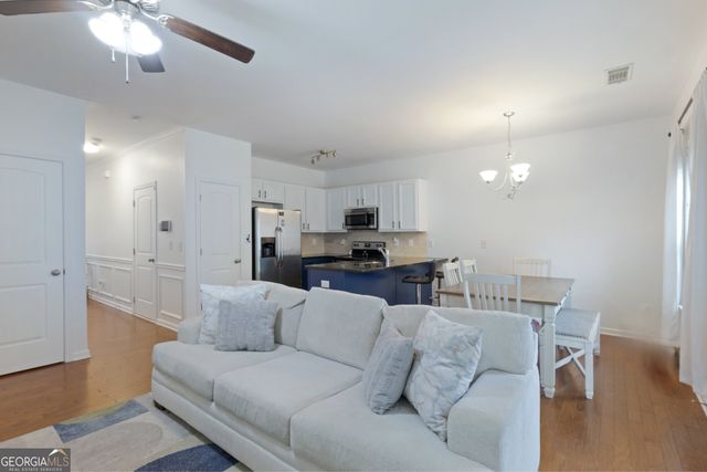 7656 Green Glade Way, Lithonia, GA 30038