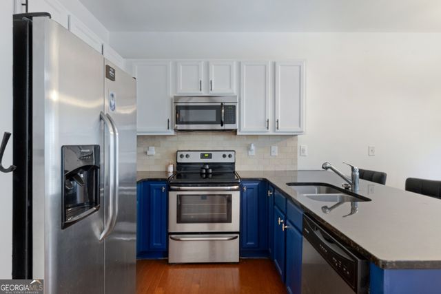 7656 Green Glade Way, Lithonia, GA 30038