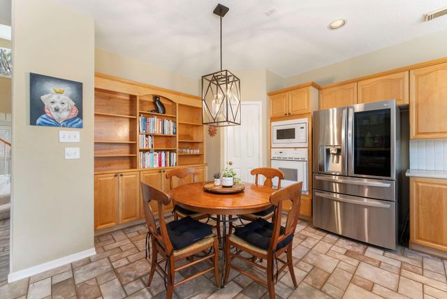 85 N Concord Forest Circle, The Woodlands, TX 77381