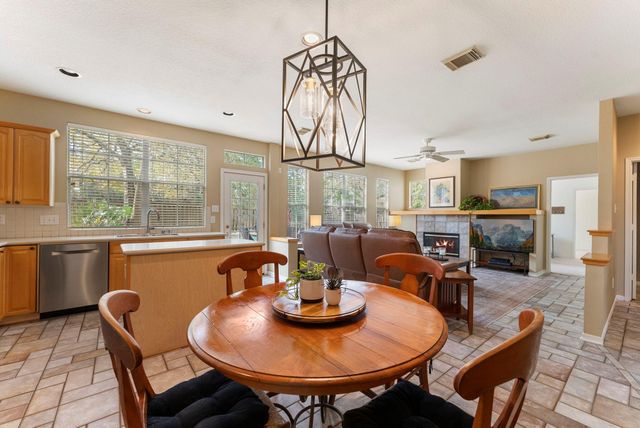 85 N Concord Forest Circle, The Woodlands, TX 77381