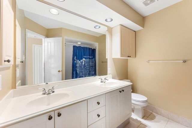 85 N Concord Forest Circle, The Woodlands, TX 77381