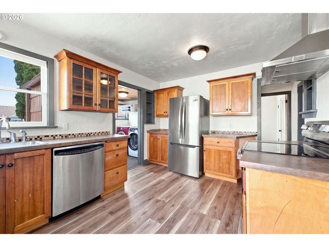 540 21ST Ave, Longview, WA 98632