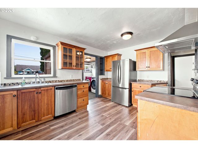 540 21ST Ave, Longview, WA 98632