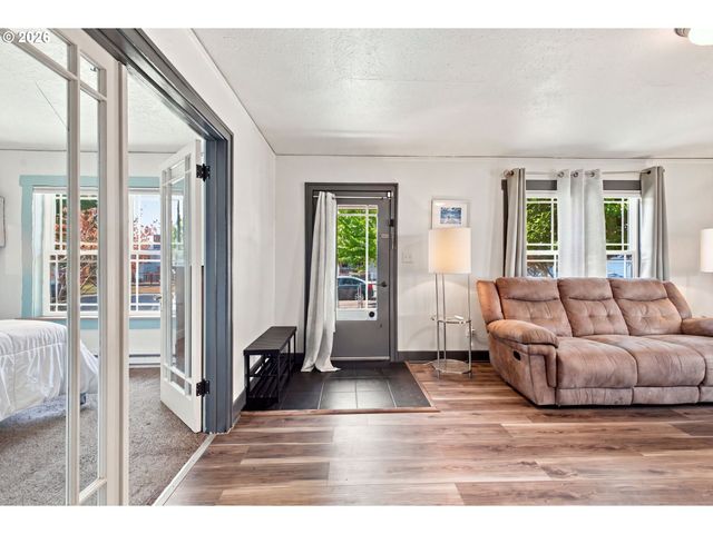 540 21ST Ave, Longview, WA 98632