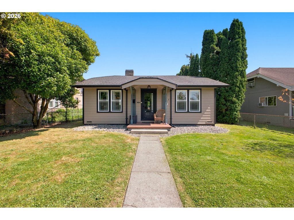 540 21ST Ave, Longview, WA 98632