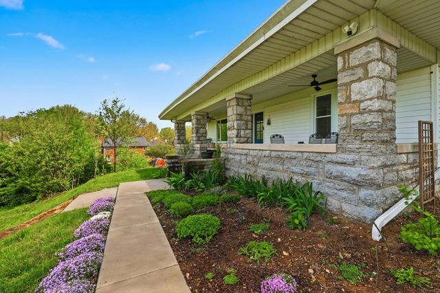 314 N Winter Street, Midway, KY 40347