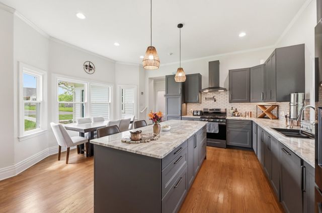 314 N Winter Street, Midway, KY 40347