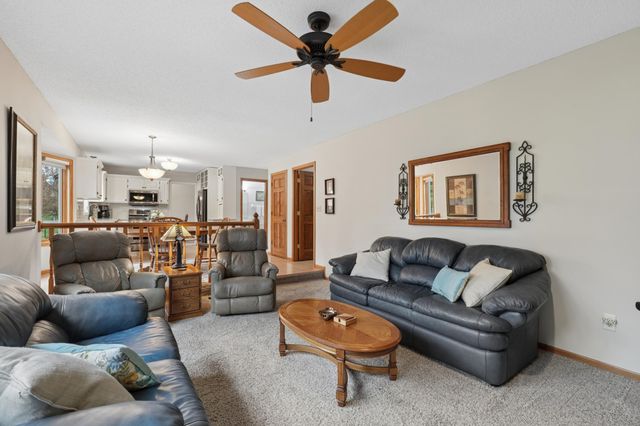 1474 Corral Lane, Woodbury, MN 55125