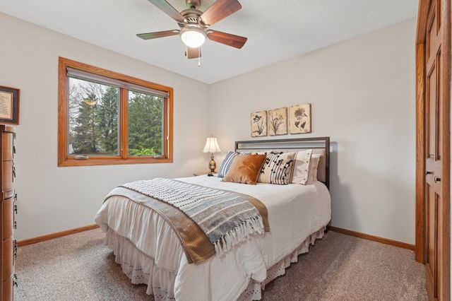 1474 Corral Lane, Woodbury, MN 55125