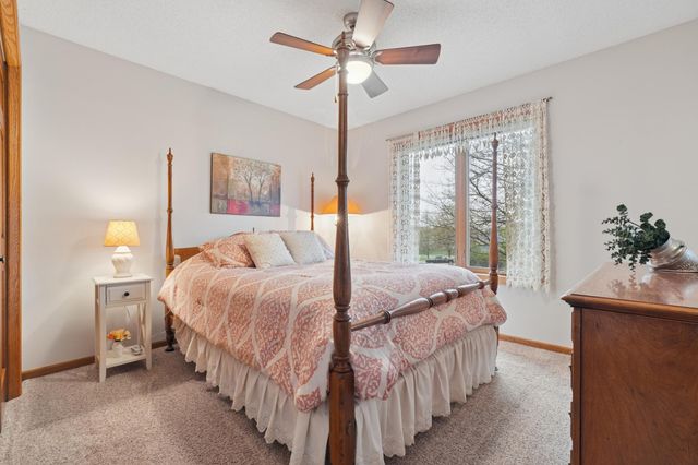 1474 Corral Lane, Woodbury, MN 55125