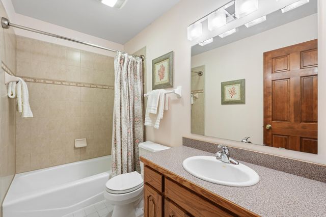 1474 Corral Lane, Woodbury, MN 55125