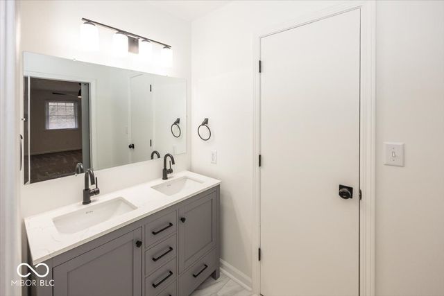 7210 Wynter Way, Indianapolis, IN 46250
