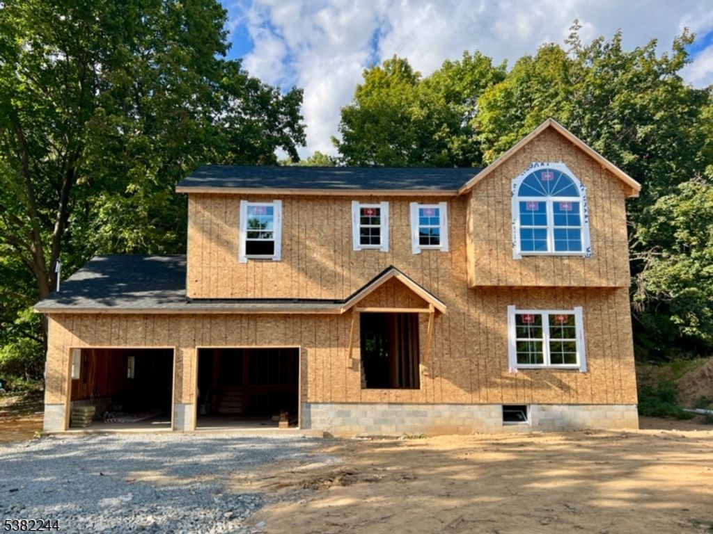 63 Hercules Rd, Roxbury Twp., NJ 07847