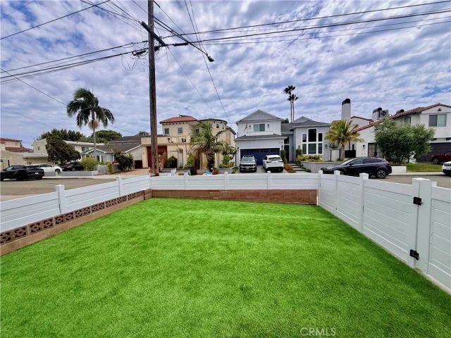 2111 Perry, Redondo Beach, CA 90278