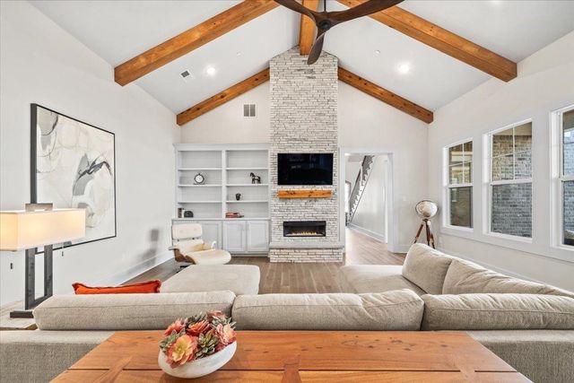 10133 CLIVEDEN CIR S, Collierville, TN 38017