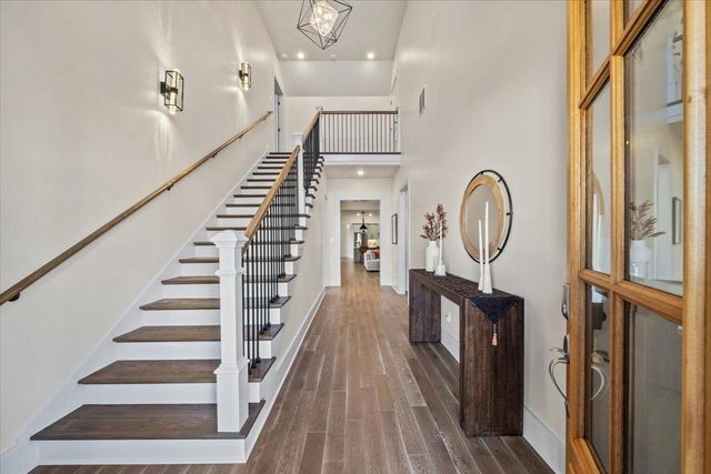 10133 CLIVEDEN CIR S, Collierville, TN 38017