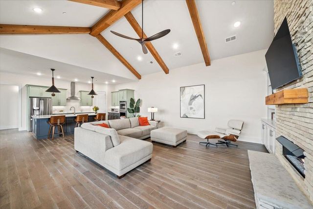 10133 CLIVEDEN CIR S, Collierville, TN 38017