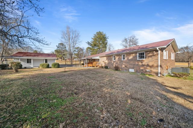 215 Hill St, Estill Springs, TN 37330