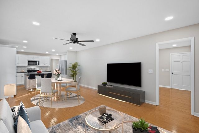 215 Hill St, Estill Springs, TN 37330