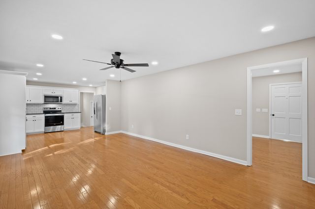 215 Hill St, Estill Springs, TN 37330