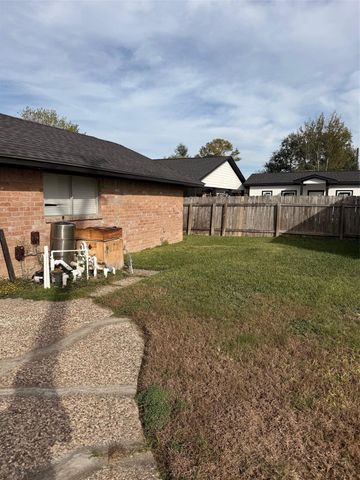 12306 Barbizon Drive, Houston, TX 77089