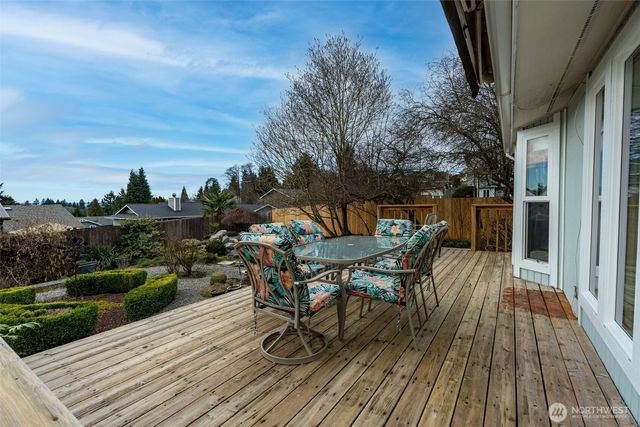 5008 22nd Avenue NE, Tacoma, WA 98422