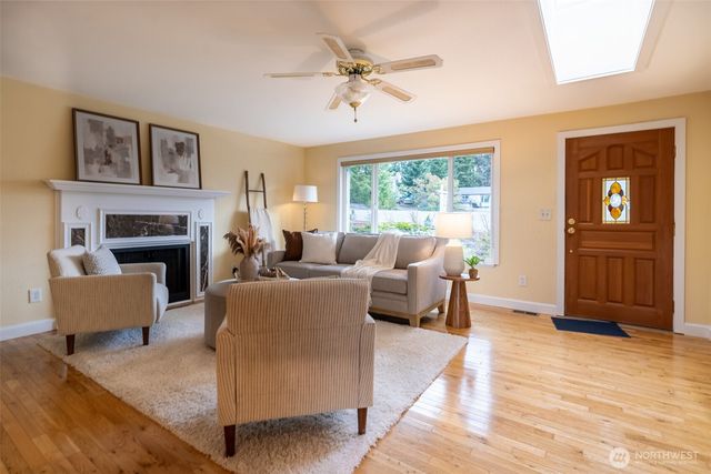 5008 22nd Avenue NE, Tacoma, WA 98422