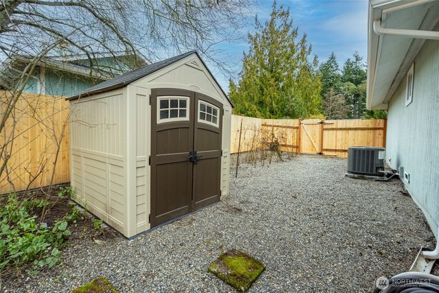 5008 22nd Avenue NE, Tacoma, WA 98422