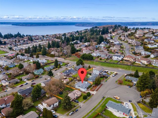 5008 22nd Avenue NE, Tacoma, WA 98422