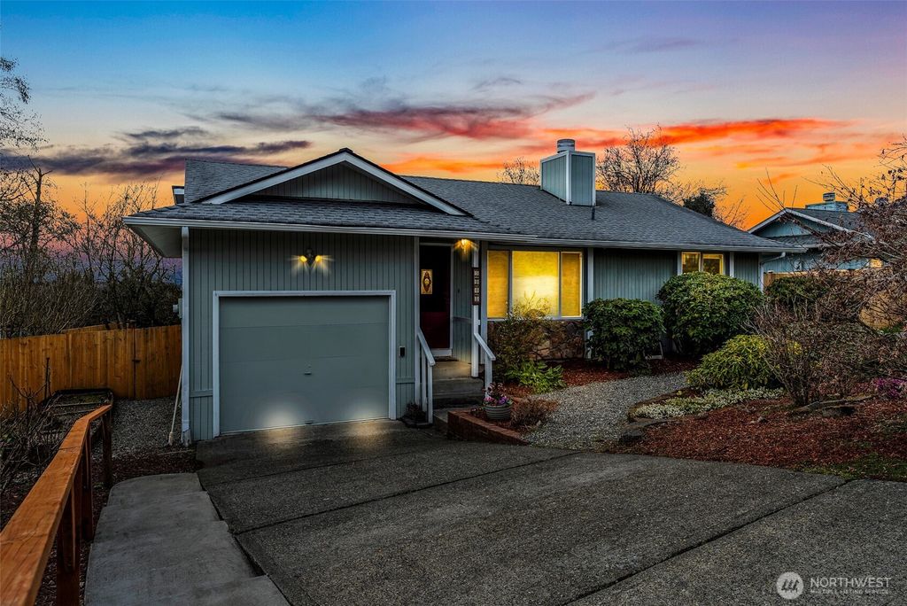 5008 22nd Avenue NE, Tacoma, WA 98422