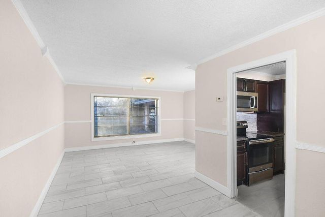 2652 Iroquois Avenue, Fort Pierce, FL 34946