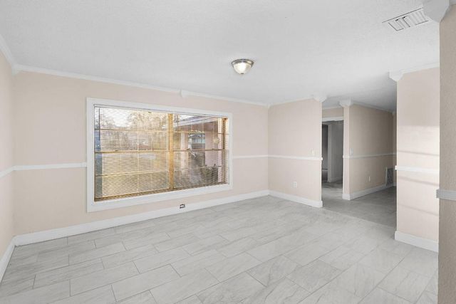 2652 Iroquois Avenue, Fort Pierce, FL 34946