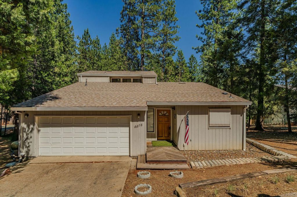 16878 Broken Oak Rd, Pioneer, CA 95666