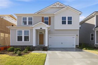 325 Tarn CT, Suffolk, VA 23434