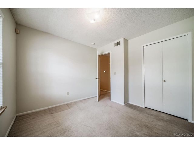 7069 S Knolls Way, Centennial, CO 80122