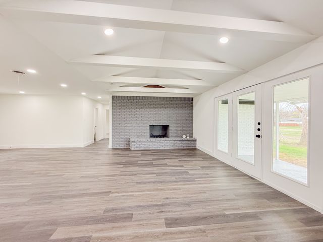 1412 Grantland Circle, Fort Worth, TX 76112