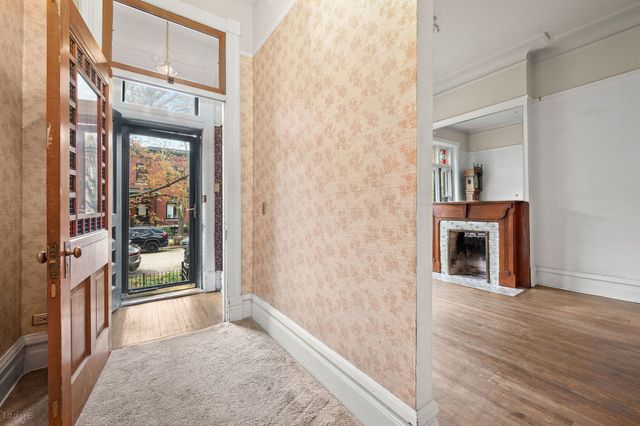 2411 N Burling Street, Chicago, IL 60614