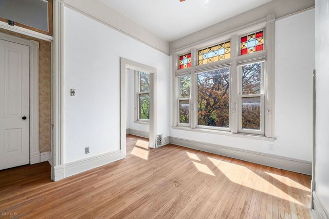 2411 N Burling Street, Chicago, IL 60614