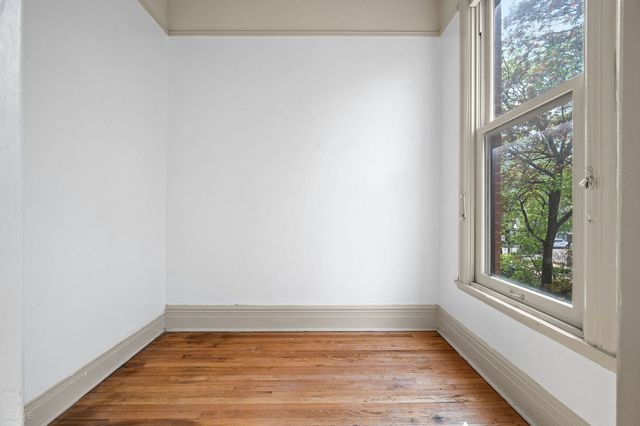2411 N Burling Street, Chicago, IL 60614