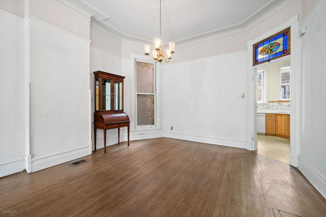 2411 N Burling Street, Chicago, IL 60614