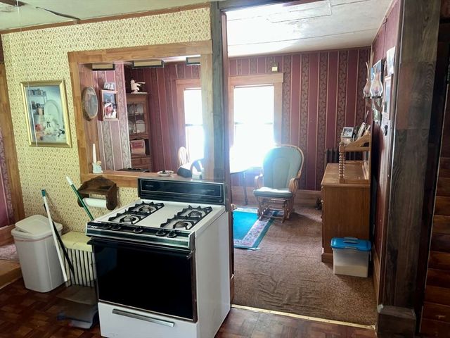 30 Bedford St, Burlington, MA 01803