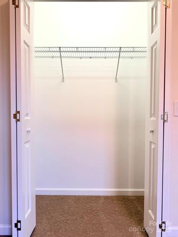 471 26th Avenue NE C, Hickory, NC 28601