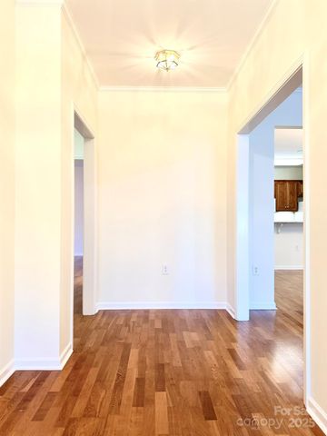 471 26th Avenue NE C, Hickory, NC 28601