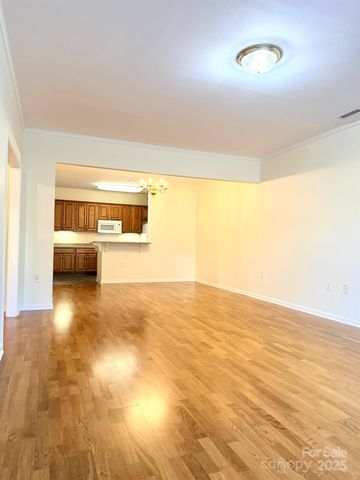 471 26th Avenue NE C, Hickory, NC 28601