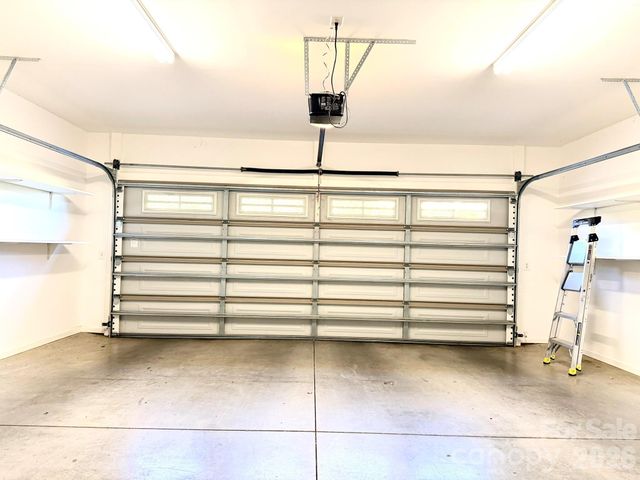 471 26th Avenue NE C, Hickory, NC 28601