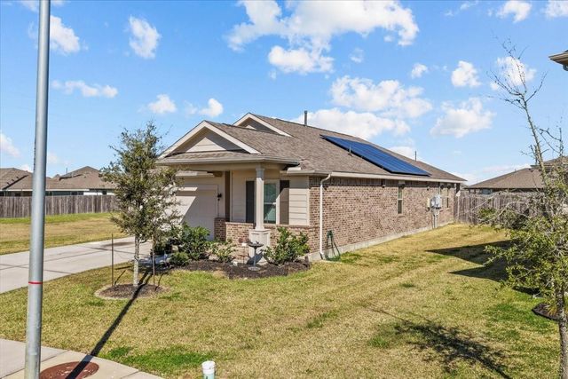 503 Thunder Cloud Drive, Baytown, TX 77523