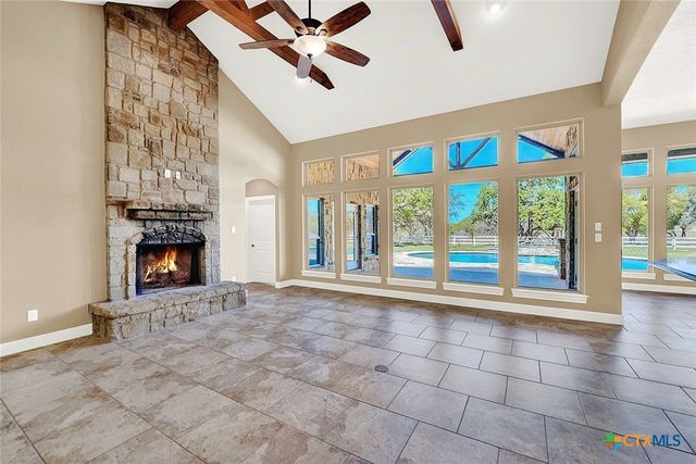 1224 Fm 3432, Adkins, TX 78101