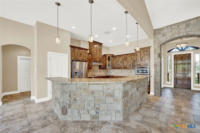 1224 Fm 3432, Adkins, TX 78101